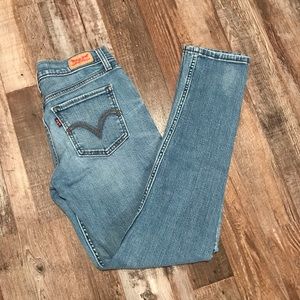 Levi’s Light Wash